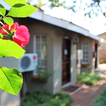 Ngwenya Boutique Hotel Lephalale 外观 照片